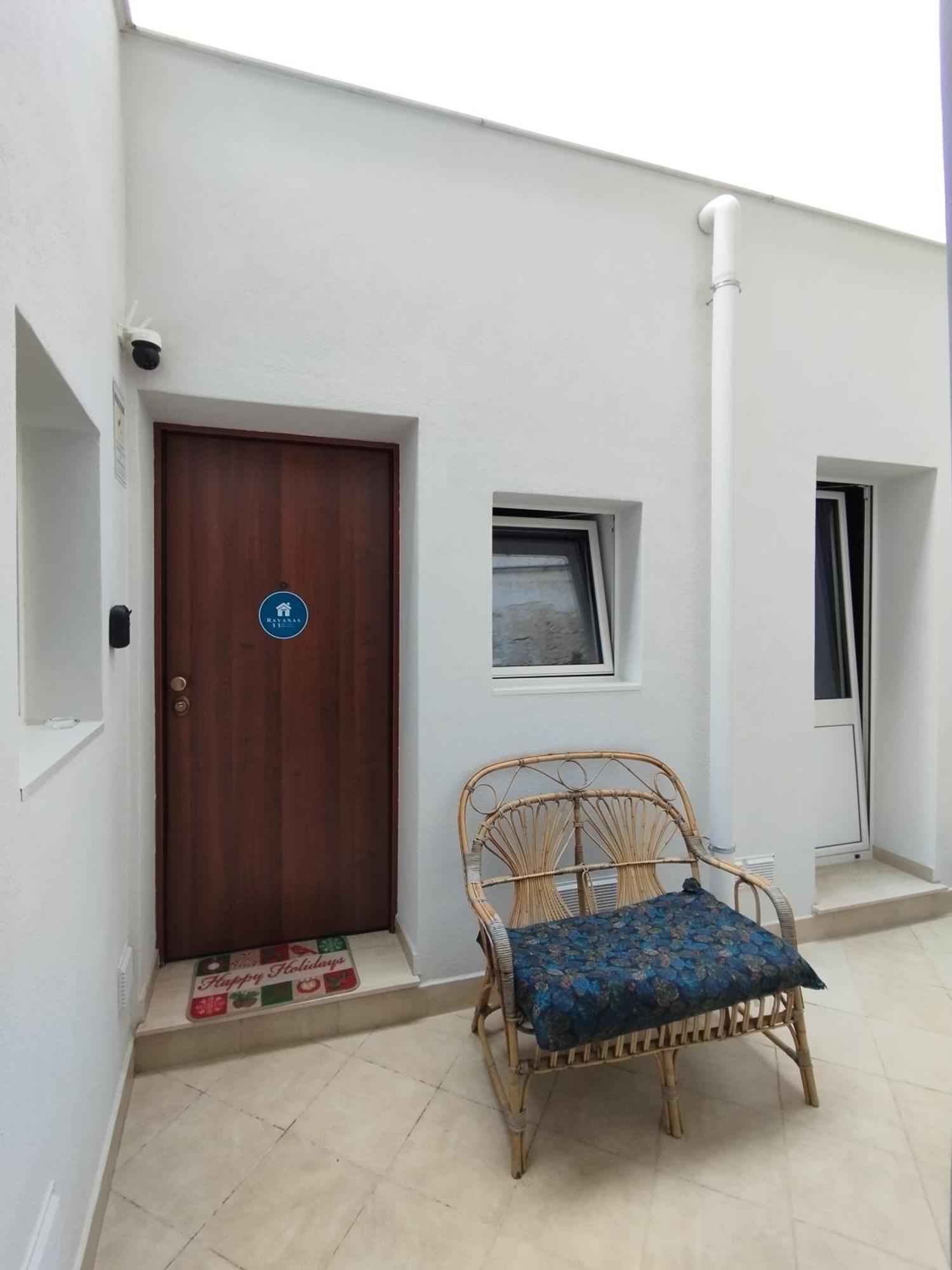 Ravanas 33 Bari Exterior foto